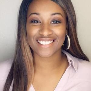 Meet your Posher, Nikki